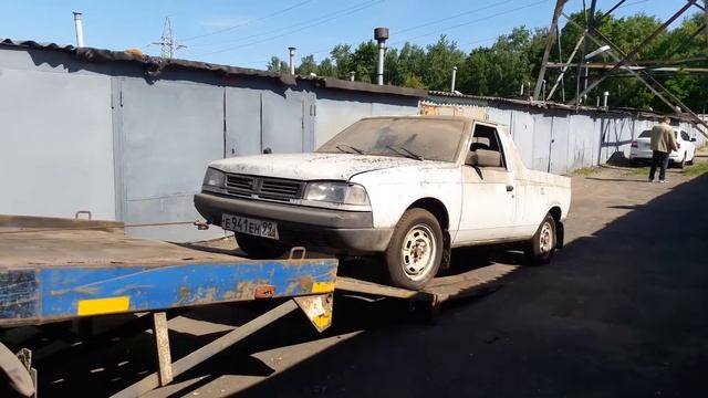Внутризаводской пикап Москвич 23352, забираем из гаража. смотреть онлайн