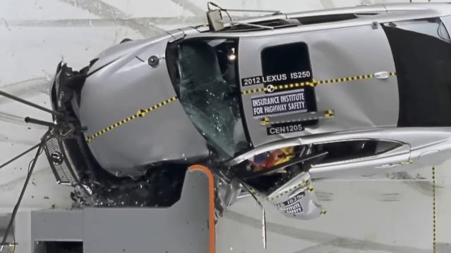 2012 Lexus IS 250/350 driver-side small overlap IIHS crash test смотреть онлайн