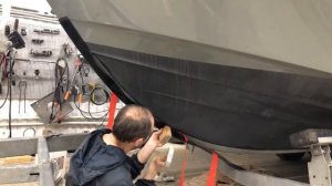 Наклеивание защиты киля (keelshield, keelguard)