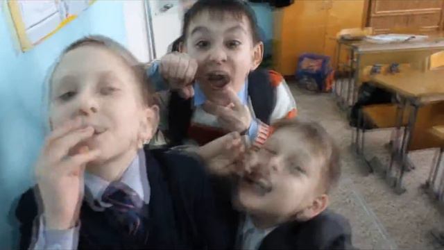 С 23 Февраля, Защитники! смотреть онлайн