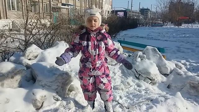 Зинченко Агнесса — Афанасий Фет, стихотворение "Мама, глянь-ка из окошка" смотреть онлайн
