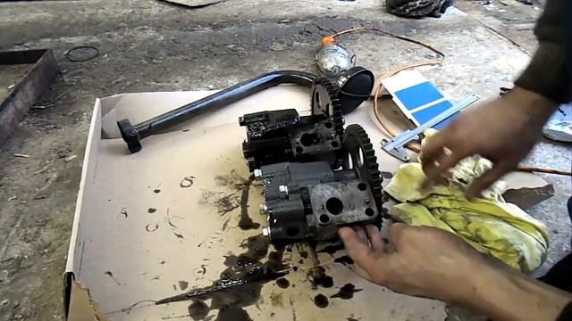 МЕНЯЕМ МАСЛЯНЫЙ НАСОС НА КАМАЗЕ. смотреть онлайн
