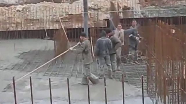 Бетонирование фундаментной плиты смотреть онлайн