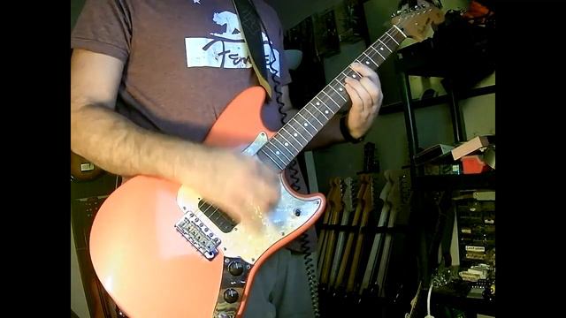 Nirvana - Drain You Live & Loud Guitar Short CYCLONE смотреть онлайн