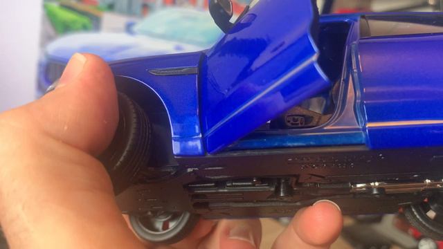 Обзор моделей Maserati Levante и Jaguar F-Pace от Welly смотреть онлайн