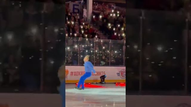 Сейчас этот номер ( образца 2008 г ) пересылается по .. - Евгений Плющенко смотреть онлайн