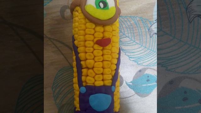 Осенняя поделка из кукурузы Миньон смотреть онлайн