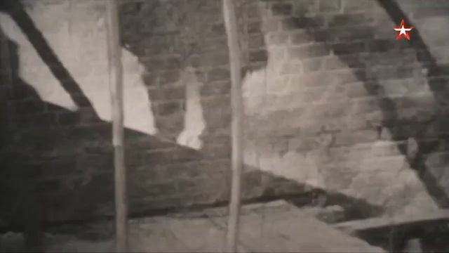 Собибор. Побег из лагеря смерти. Охота на палача смотреть онлайн