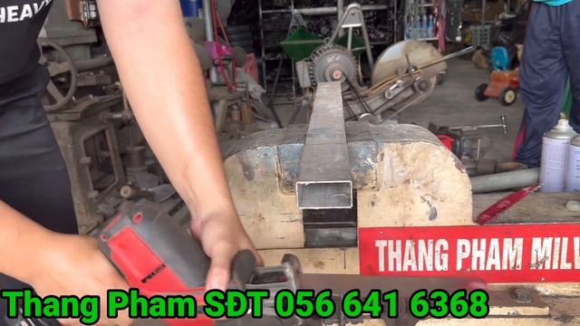 Milwaukee 2719-20 Thanh Lý Cưa Kiếm Cắt Sắt Hộp Vuông 3X6 смотреть онлайн