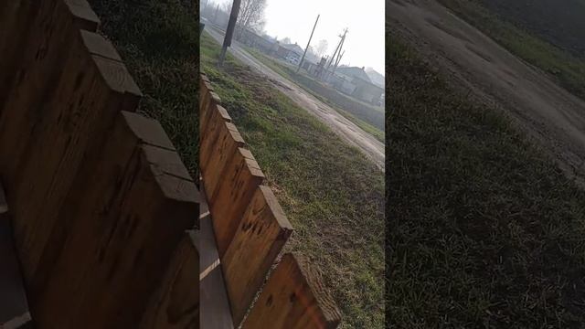забор из поддонов так выглядит. смотреть онлайн
