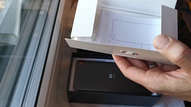 Xiaomi Mi 10 Pro Perlweiss Unboxing German Deutsch смотреть онлайн
