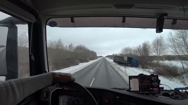 FAW1 | ПЕРВАЯ ЗИМА | ПЕРВЫЙ ТРЕШ | СЛОМАЛ МАШИНУ | НАСТРОЙКИ смотреть онлайн