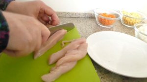 Жареный рис с курицей и овощами в азиатском стиле за 30 минут!