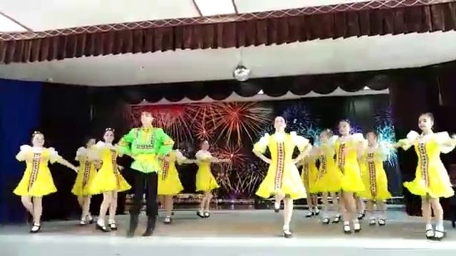 Коллектив "Рассвет" МБУ ДО ДШИ 2 Новоалтайск. Танец "Ромашка" смотреть онлайн