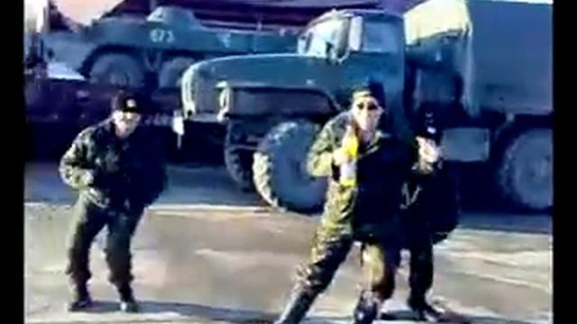 ЖЁЛТЫЕ ТЮЛЬПАНЫ В АРМИИ !!! КОРА )))))))))))) смотреть онлайн