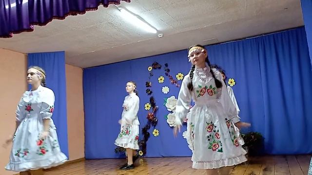 самое красивое исполнение марийского танца смотреть онлайн