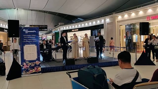 Аэропорт в Бангкоке смотреть онлайн