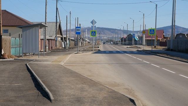 Асфальт вместо гравийки. В Иволгинском районе отремонтировали поселковые дороги смотреть онлайн