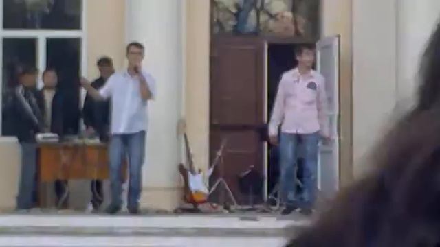 V-M Лёгкий ветерок смотреть онлайн