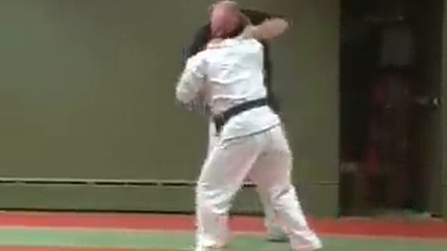 Chi Sao closed eyes смотреть онлайн