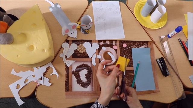 Мастер-класс «Мышка Хи-хишка мастерит игрушку» смотреть онлайн