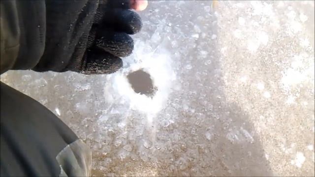 Зимняя рыбалка на старицах реки Припять. смотреть онлайн