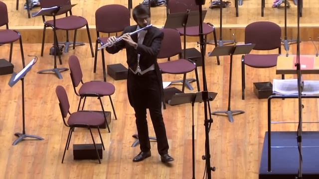 Bach · Partita for solo flute BWV 1013 | Tommaso Benciolini смотреть онлайн