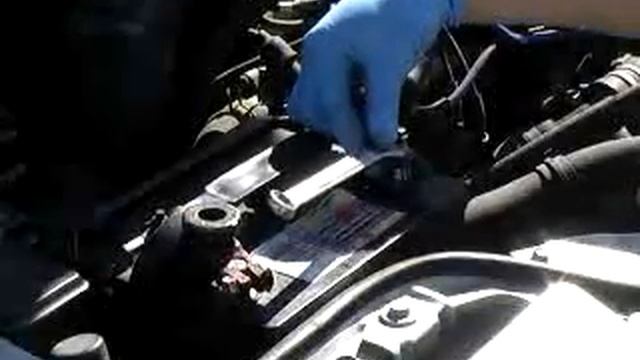 How to Avoid Sparking with Car Battery Terminals смотреть онлайн