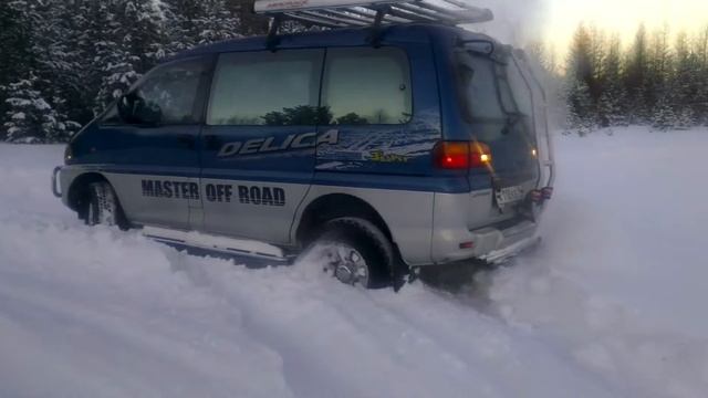 мицубиси делика на бездорожье
