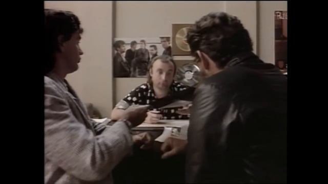 Phil Collins - Don't Lose My Number (Official Music Video)