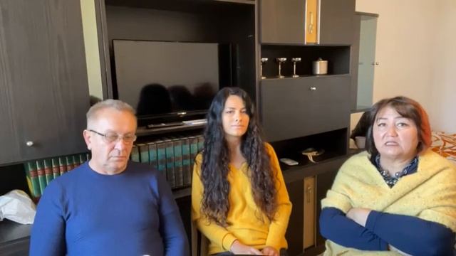 Что мы с Ликой и пастырем Ильей делаем в Риме, коротко о важном смотреть онлайн