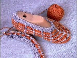 Следки спицами без шва