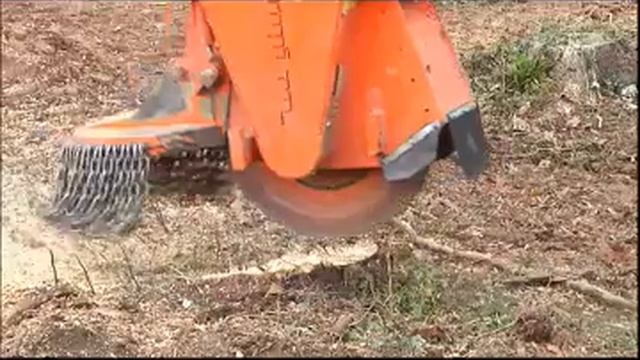 Измельчитель пней на экскаватор SEPPI M - KASTOR hyd смотреть онлайн