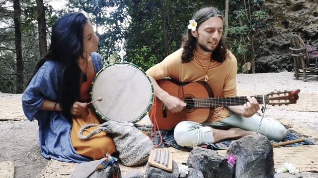 SARASWATI MANTRA at Lake Atitlan смотреть онлайн