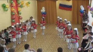 Мажоретки -барабанщицы. Воспитанницы детского сада.