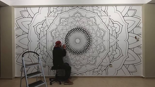 Drawing A Massive Mandala смотреть онлайн