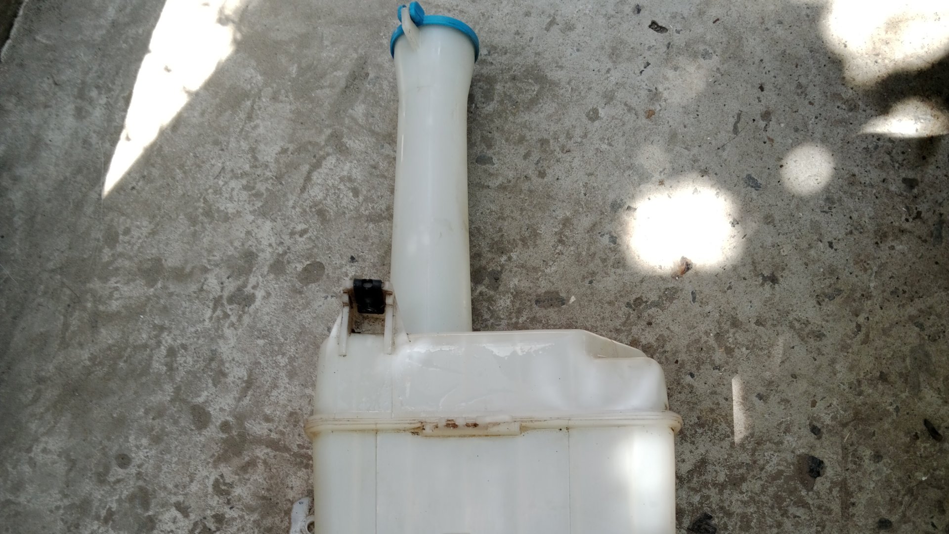 как быстро снять бачок омывателя Hyundai accent смотреть онлайн