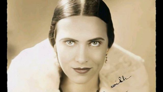 Gertrud Pålson-Wettergren: «Près des remparts de Séville» (HMV X.2644 del 3 ottobre 1927) смотреть онлайн