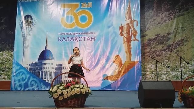 Отан. Мұқағали Мақатаев. Орындаған Есенбаева Адиса. 6 жас. смотреть онлайн