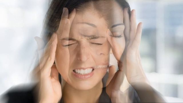У МЕНЯ МИГРЕНЬ ЧТО ДЕЛАТЬ | 9 одобренных наукой способов избавиться от мигрени смотреть онлайн