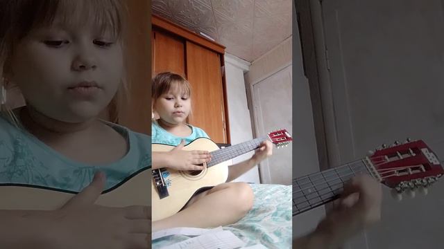 игра на гитаре для начинающих (аккорды) смотреть онлайн