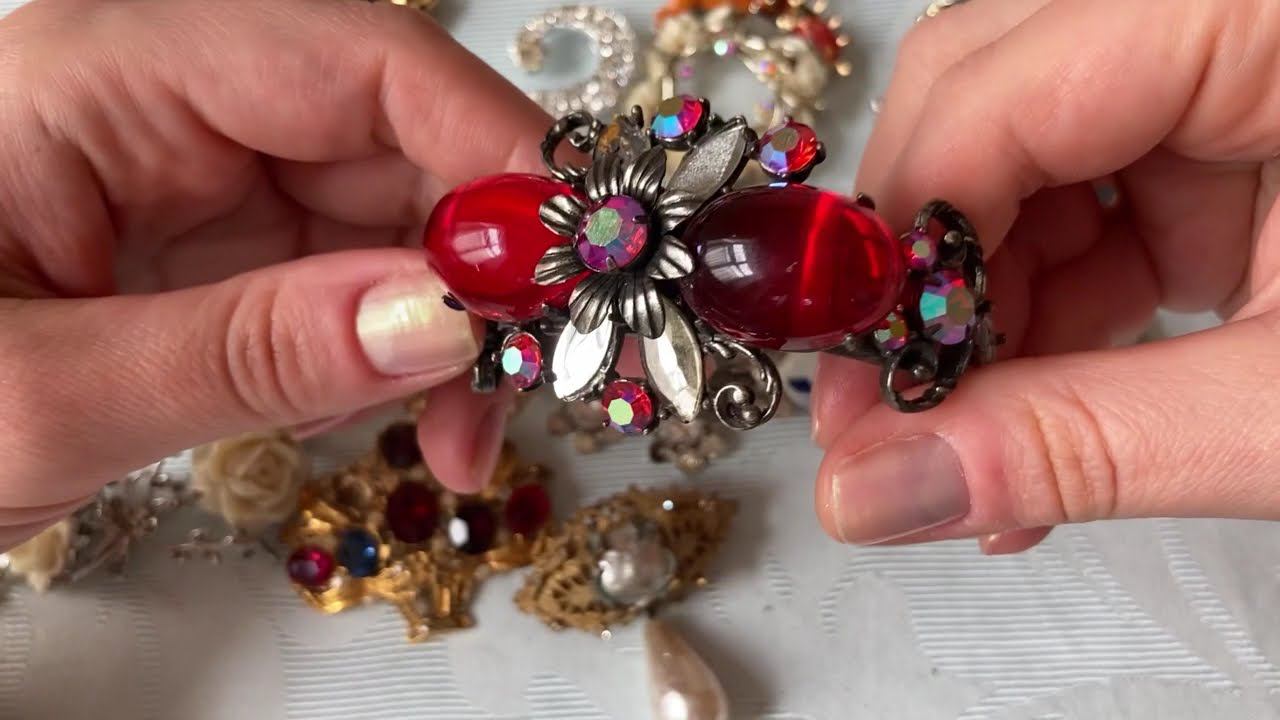 36. СУПЕР НАХОДКИ!!! Заключительная часть распаковки лота с винтажным бижутерным лотом смотреть онлайн