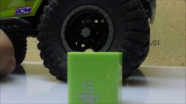 Groove Cube Mounted On A SCX10 Deadbolt Along With Quick Review смотреть онлайн