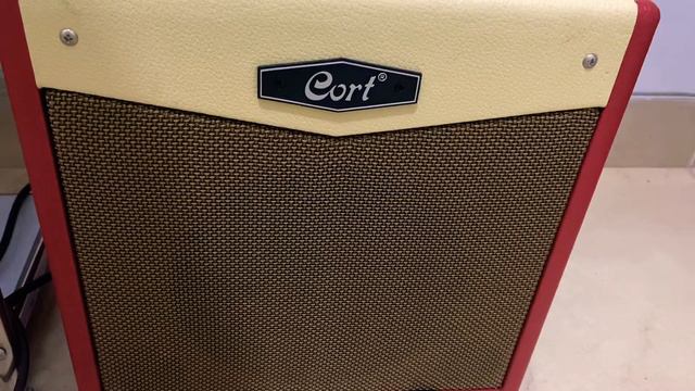 Cort KX-5 with Cort CM-15R смотреть онлайн