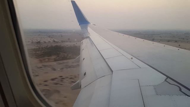 Landing in UAE, Ras Al Khaimah International Airport смотреть онлайн