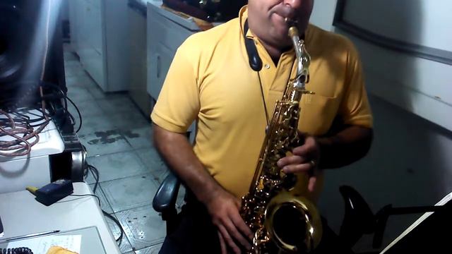 Hino 377 CCB Sax alto no soprano смотреть онлайн