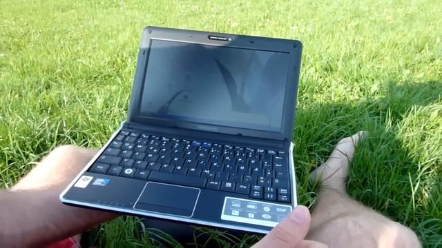 Samsung N140 Netbook Outdoor Usage (En) смотреть онлайн