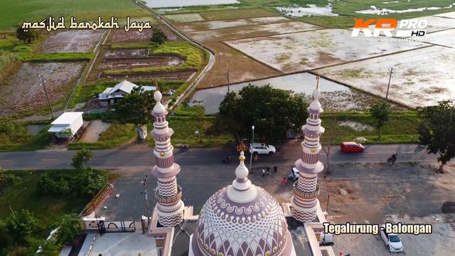 MASJID KECIL TAPI MEWAH / MASJID BAROKAH JAYA / TEGALURUNG - BALONGAN - INDRAMAYU смотреть онлайн