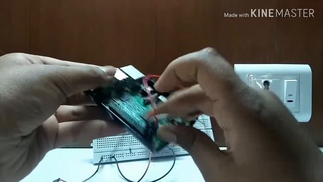 Ultrasonic Theremin using RPi 3B and ultrasonic distance sensor смотреть онлайн