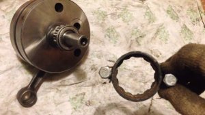 Как снять подшипник с коленвала ИЖ Планета